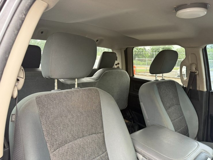 2019-dodge-1500-image-43