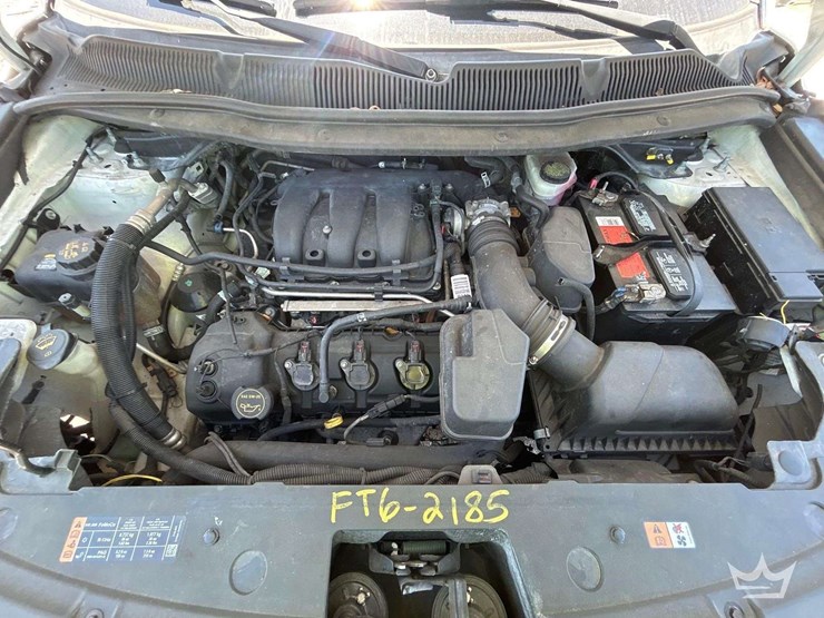 2016-ford-explorer-image-6