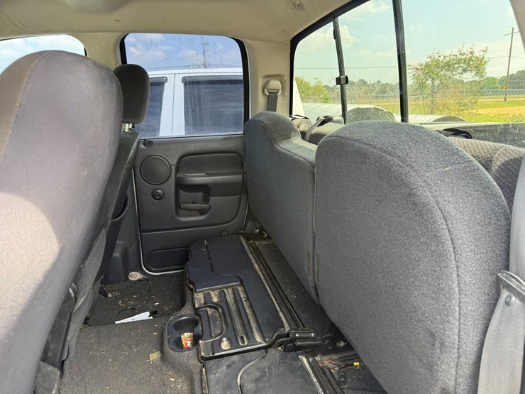 2003-dodge-ram-2500-image-37