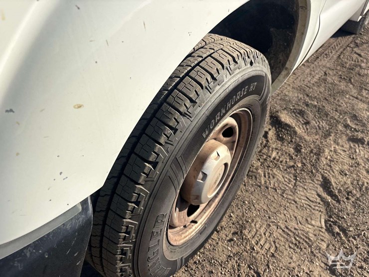 2014-ford-f250-image-32