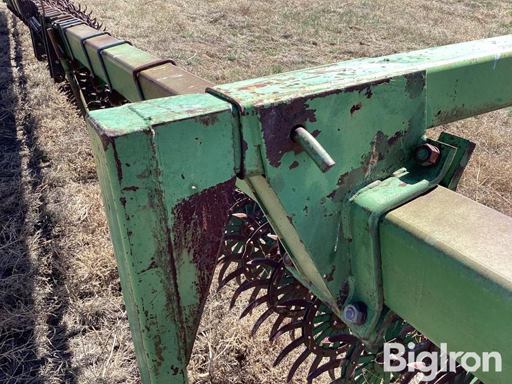 john-deere-400-image-9