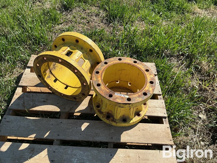 john-deere-10-image-1