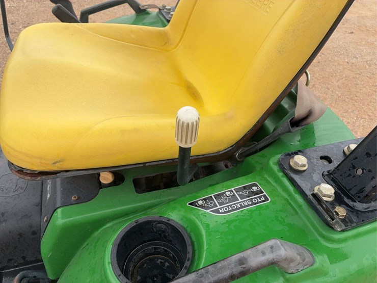 2006-john-deere-2305-image-11