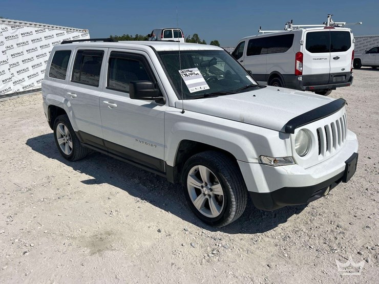 2014-jeep-patriot-image-2