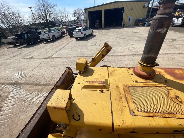 #4035-•-1986-komatsu-dozer-image-35