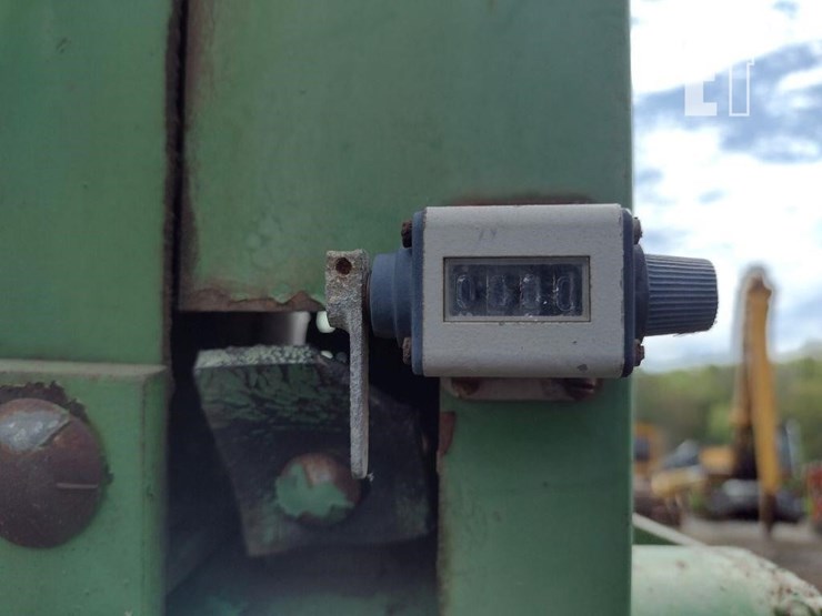 john-deere-410-image-16