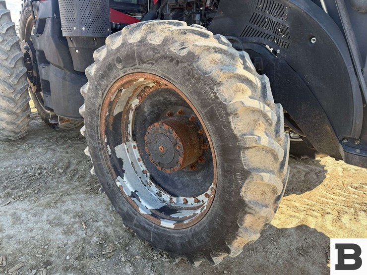 2015-case-ih-magnum-310-image-87