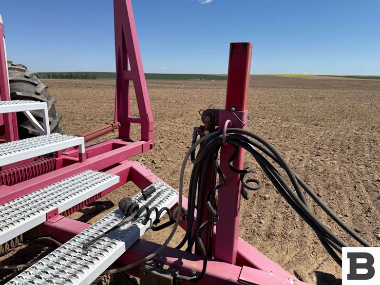 custom-92'-sprayer---ritzville,-wa-image-9