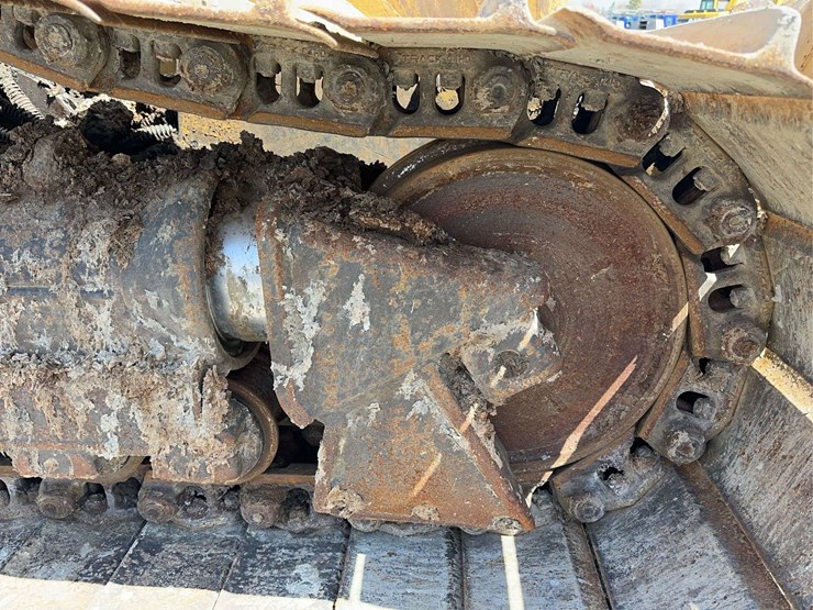 caterpillar-d5n-lgp-image-14