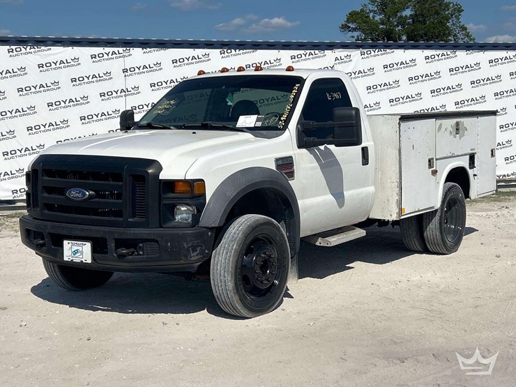 2008-ford-f550-image-1