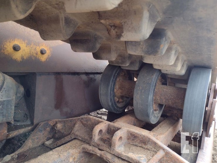 2005-caterpillar-277b-image-24