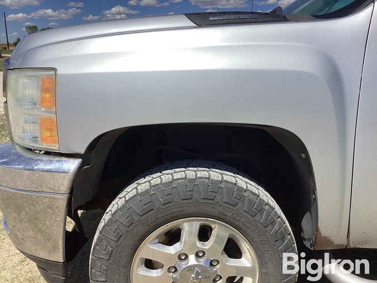 2012-chevrolet-silverado-2500-image-14