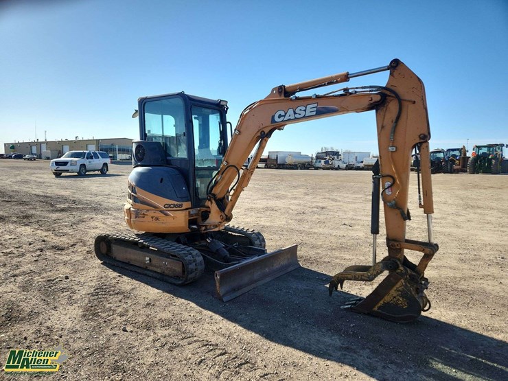 2011-case-cx36b-image-2