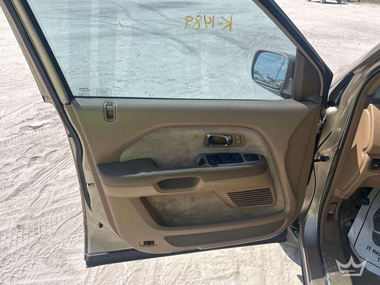 2005-honda-pilot-image-14