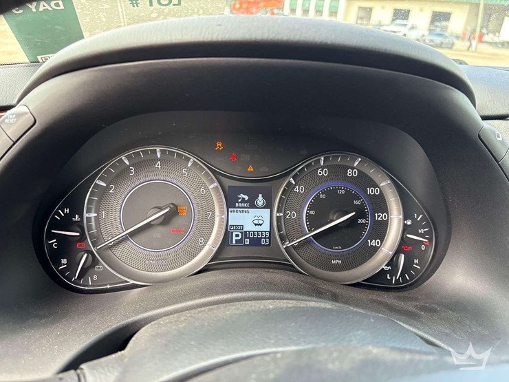 2012-infiniti-qx56-image-19