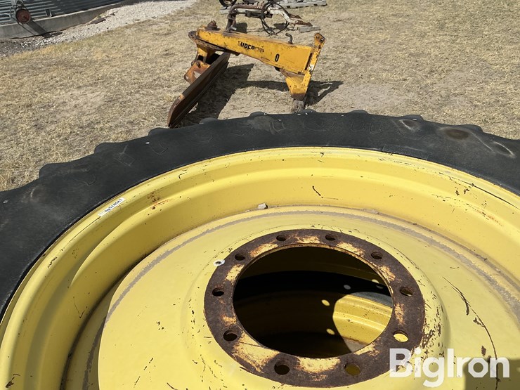 john-deere-18-image-11