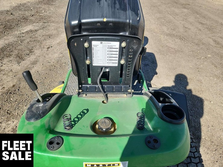 john-deere-l118-image-12