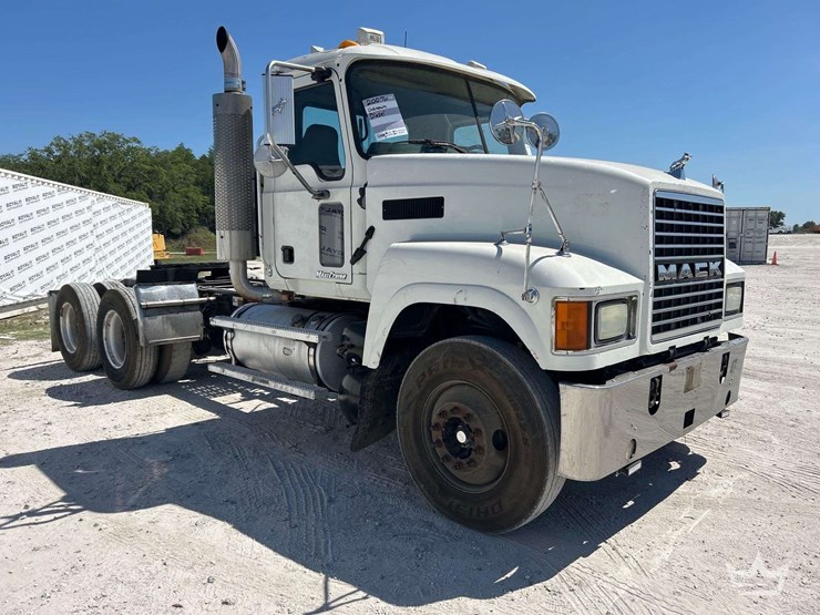 2007-mack-chn613-image-2