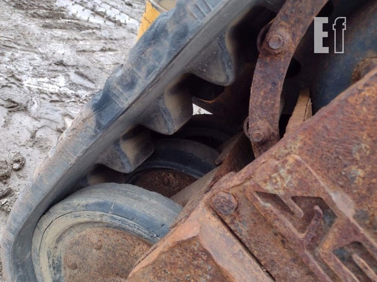 2005-caterpillar-277b-image-23