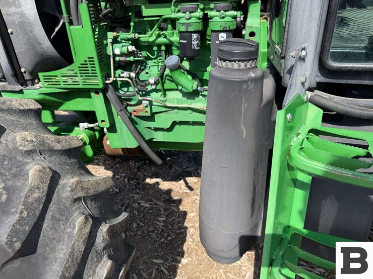 2009-john-deere-6115d-image-27