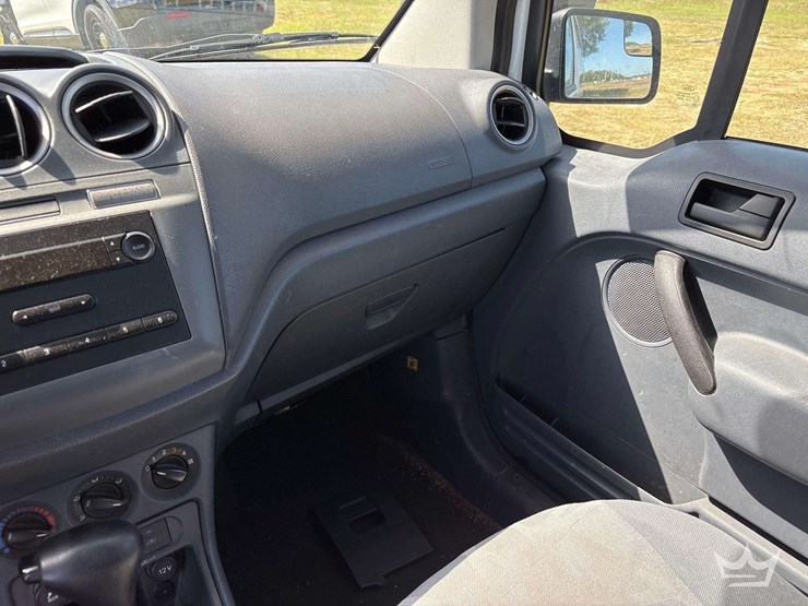 2012-ford-transit-connect-image-22