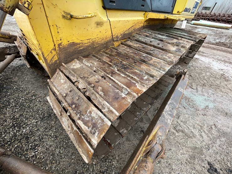 komatsu-d65px-12-image-15