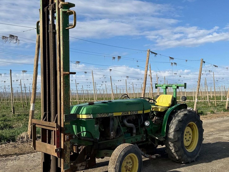 john-deere-2855-image-1