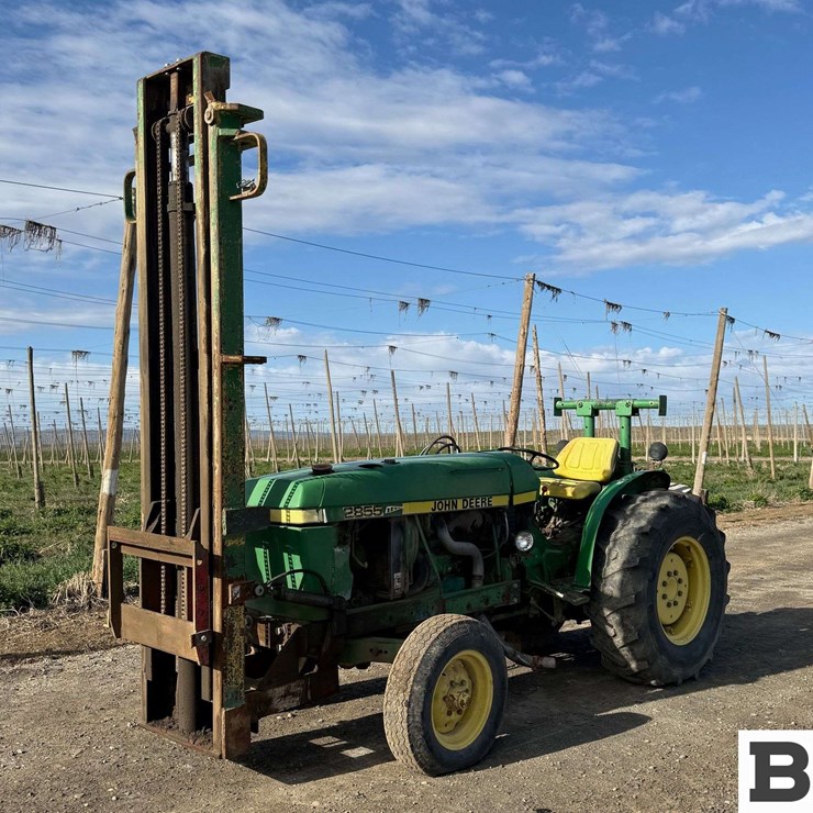 JOHN DEERE 2855
