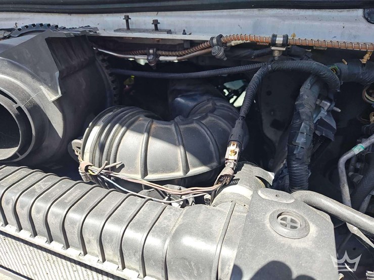 2017-ford-e450-image-14