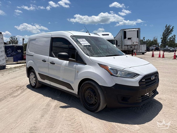2021-ford-transit-connect-image-2