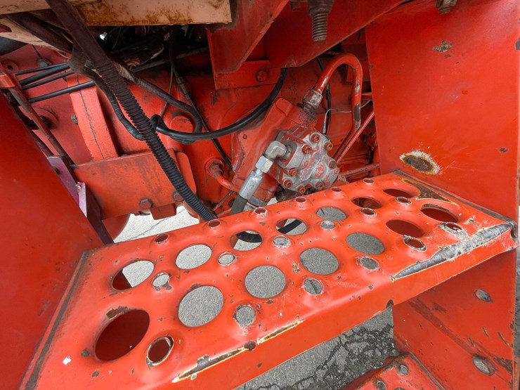 #4065-•-case-2390-tractor-image-36