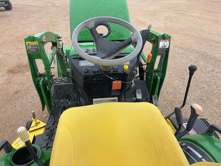 2006-john-deere-2305-image-9