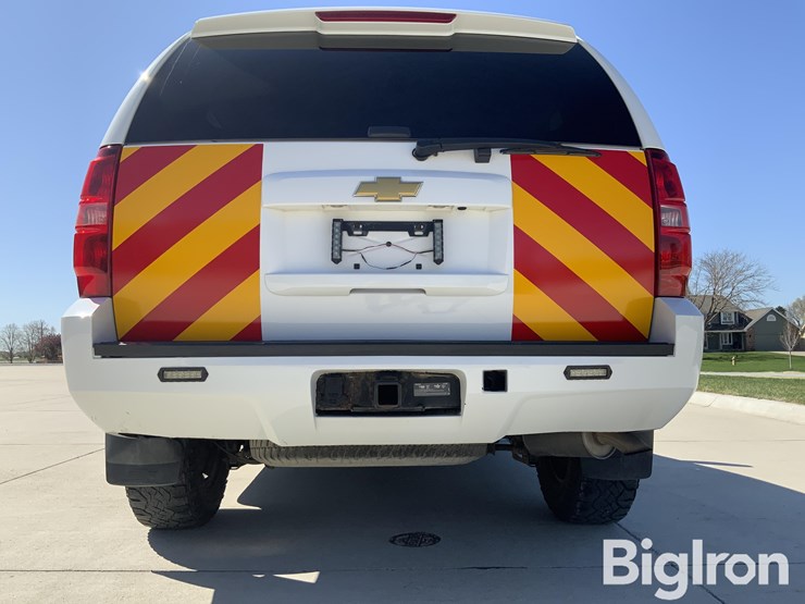 2013-chevrolet-tahoe-image-18
