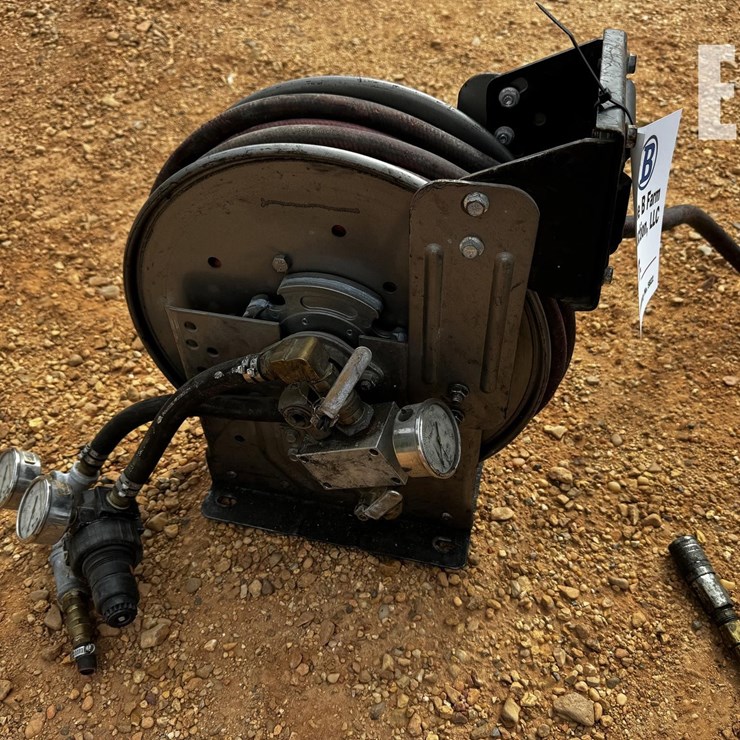 HEAVY DUTY AIR HOSE REEL