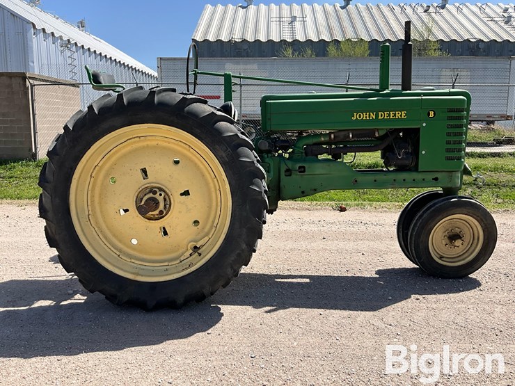 1951-john-deere-b-image-4