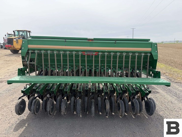 2012-great-plains-3s-3000hd-image-6