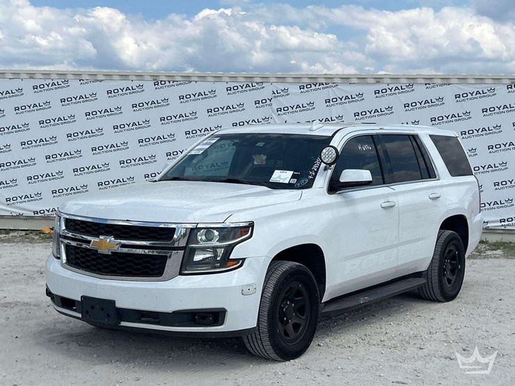 2018-chevrolet-tahoe-image-1