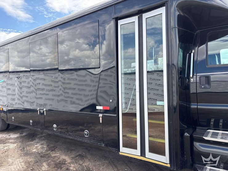 2015-ford-f750-image-35