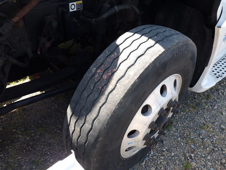 2016-kenworth-t680-image-29