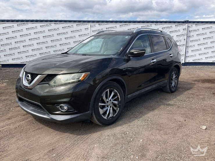 2015-nissan-rogue-image-1