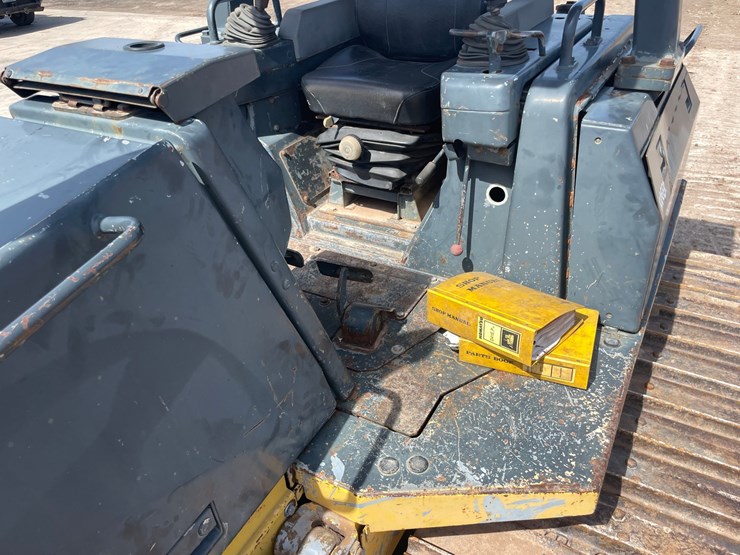 1999-komatsu-d41p-image-45
