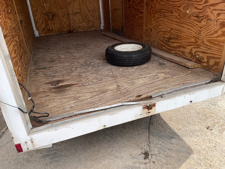 #4040-•-haulmark-enclosed-trailer-image-40