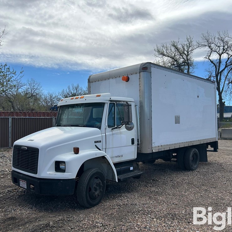 2000 FREIGHTLINER FL50
