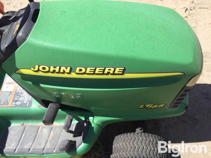 john-deere-lt166-image-17