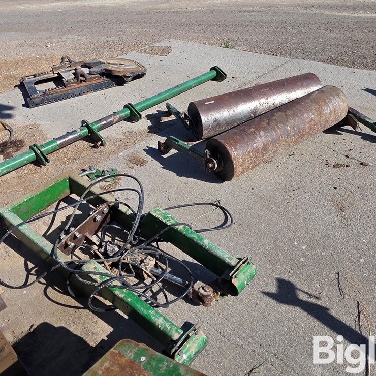 JOHN DEERE 8000
