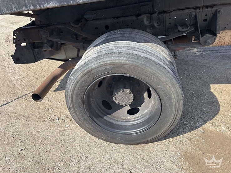 2006-ford-f450-image-24