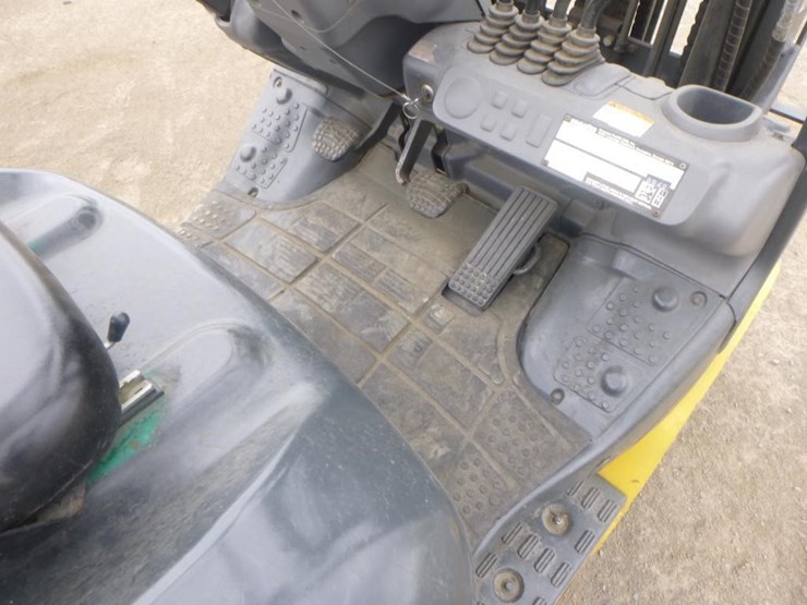 komatsu-fg25st-16-image-19