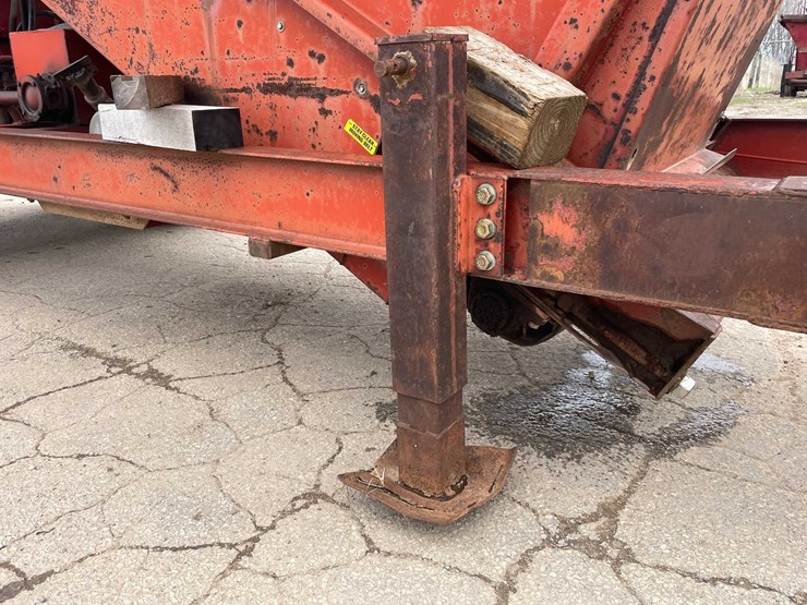 #4047-•-1991-royer-top-soil-shredder-image-71