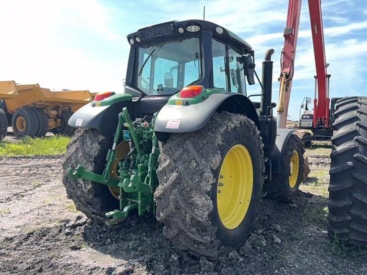 2023-john-deere-6155m-image-3