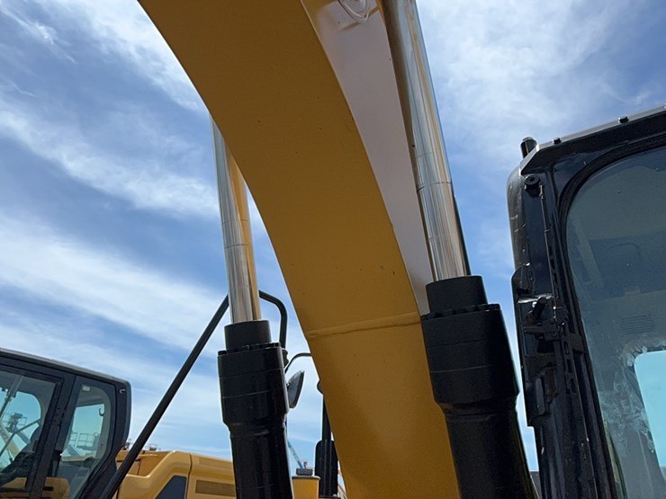 2017-caterpillar-313fl-image-16